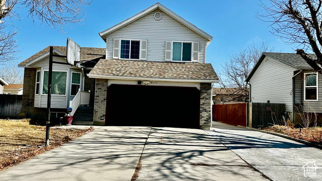 Bring the best offer, don't missing out this home has been updated, new floor, roof is less than 6 years old, and water heater was installed on 2024 and the Electric Vehicle charger has installed in the garage.