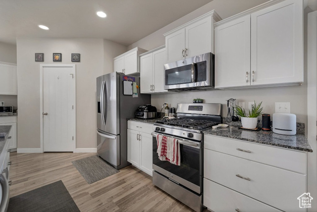 Photo 9 for MLS #2067588 at 721 S Jubilee Dr