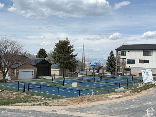 19 Chokecherry Ct