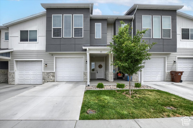 352 E 1850 N #11, North Ogden UT 84414