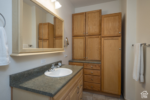 Photo 14 for MLS #2068012 at 684 W Blue Mountain Ridge