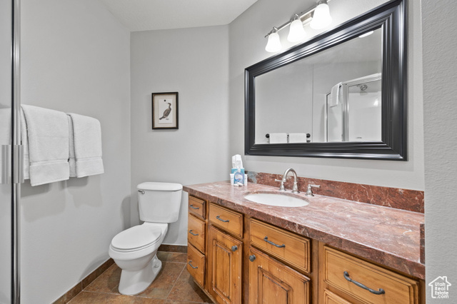 Photo 17 for MLS #2068082 at 1808 W Fox Bay Dr #B202