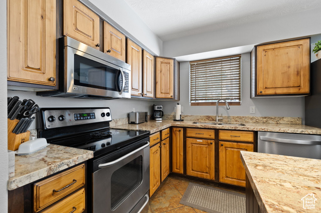 Photo 9 for MLS #2068082 at 1808 W Fox Bay Dr #B202