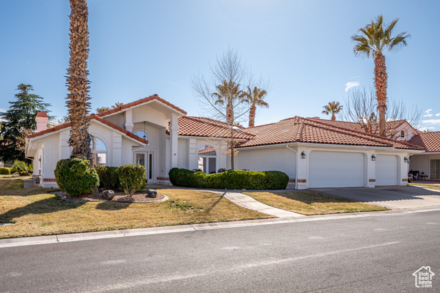 Photo 3 for MLS #2068342 at 150 S Crystal Lakes Dr #48