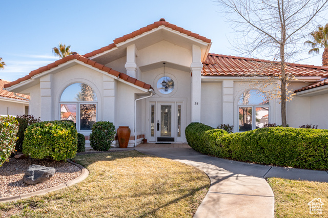 Photo 4 for MLS #2068342 at 150 S Crystal Lakes Dr #48