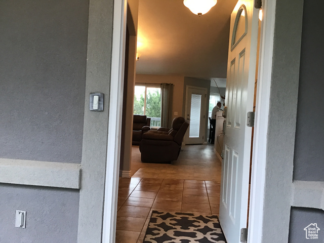 Photo 5 - 734 N Badger Ln #817, Saratoga Springs UT 84045