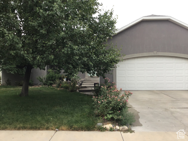 Photo 3 - 734 N Badger Ln #817, Saratoga Springs UT 84045