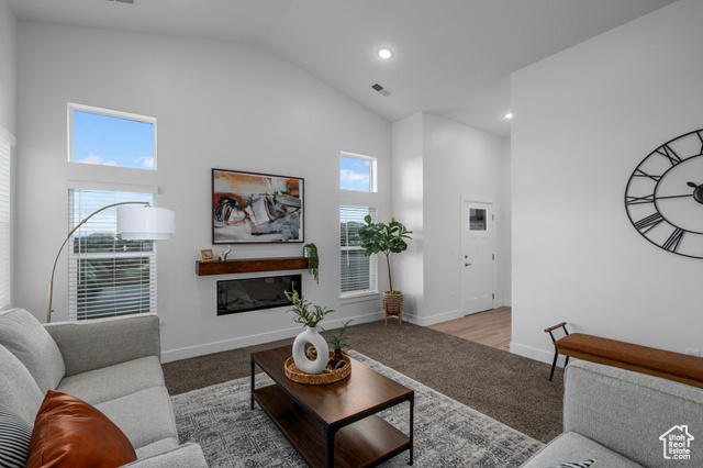 Photo 4 for MLS #2068449 at 1488 N Utah Cottage Dr #C