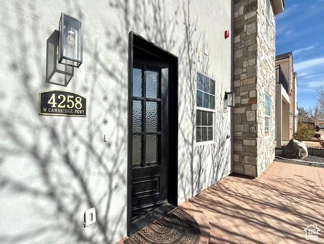 Photo 2 for MLS #2068472 at 4258 W Cambridge Pkwy