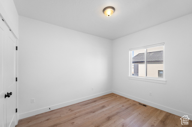Photo 13 for MLS #2068484 at 2996 S Richards View Rd