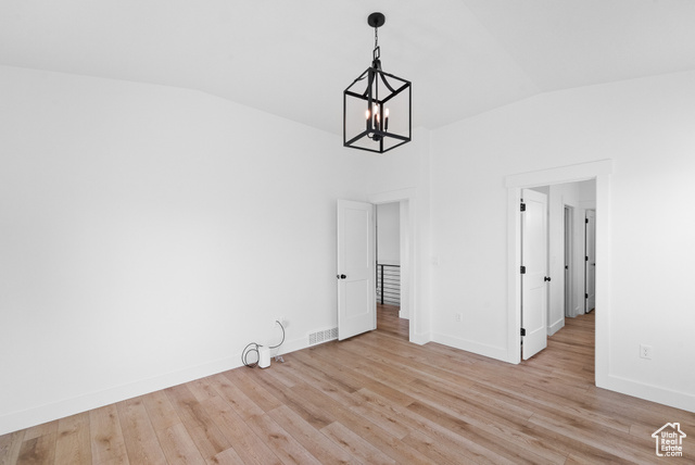 Photo 21 for MLS #2068484 at 2996 S Richards View Rd
