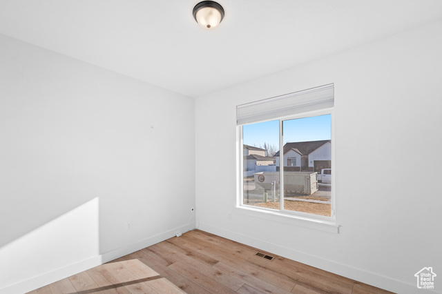 Photo 15 for MLS #2068484 at 2996 S Richards View Rd