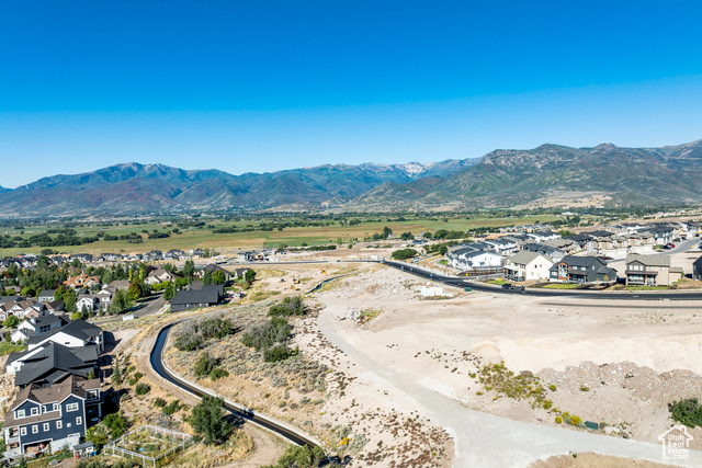 Photo 18 for MLS #2068539 at 1302 E Wildflower Lane #215