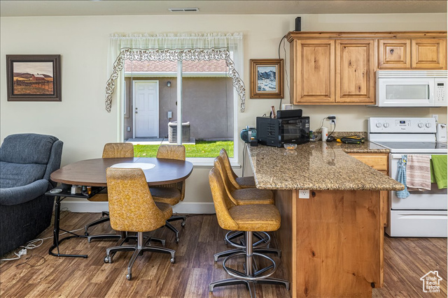 Photo 8 for MLS #2068597 at 275 W 60 South