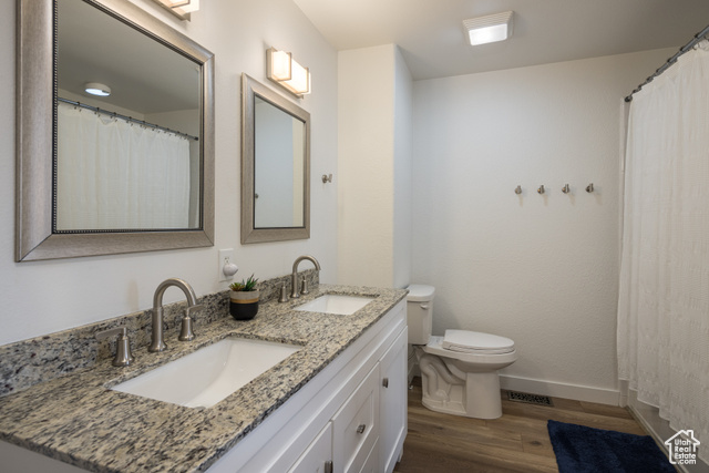 Photo 19 for MLS #2068606 at 3246 E Fairway Loop