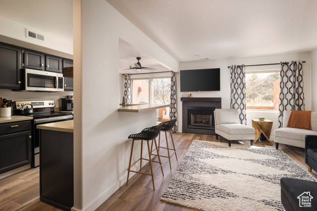 Photo 7 for MLS #2068606 at 3246 E Fairway Loop