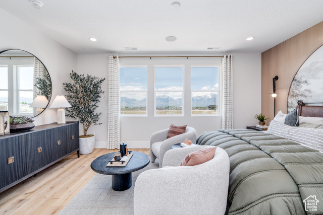 Photo 12 for MLS #2068773 at 418 N Pinnacle Ct #44