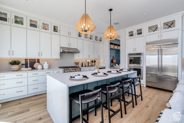 Photo 5 for MLS #2068773 at 418 N Pinnacle Ct #44