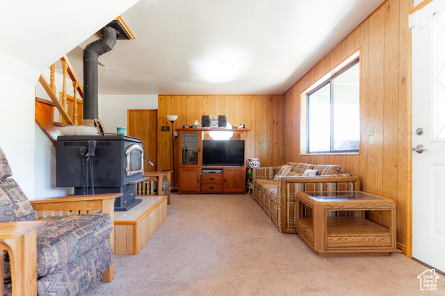 Photo 13 for MLS #2068850 at 1270 W Strawberry Point Rd