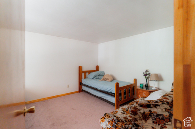 Photo 18 for MLS #2068850 at 1270 W Strawberry Point Rd