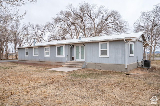 Photo 34 for MLS #2068864 at 5520 N 500 East
