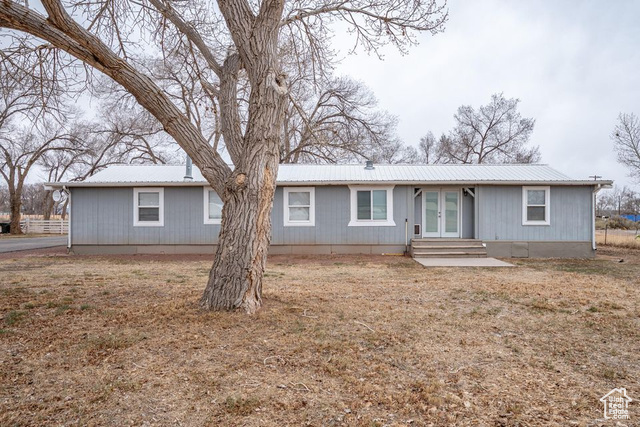 Photo 33 for MLS #2068864 at 5520 N 500 East
