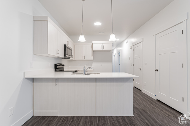 Photo 6 for MLS #2068906 at 4777 S Alder Ln #E303