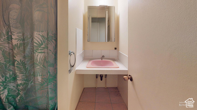 Photo 46 for MLS #2068921 at 222 W Broadway