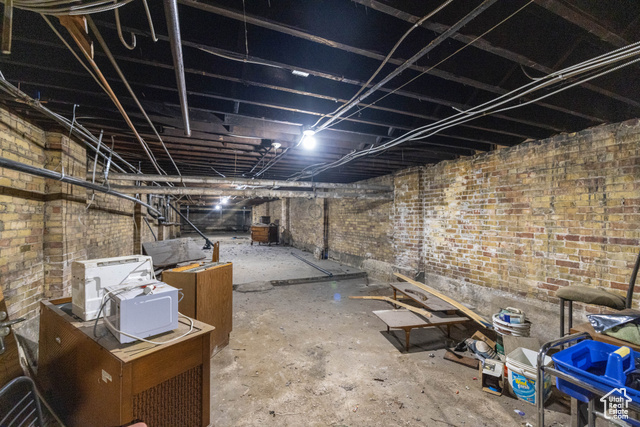 Photo 65 for MLS #2068921 at 222 W Broadway