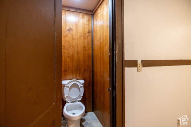 Photo 16 for MLS #2068921 at 222 W Broadway