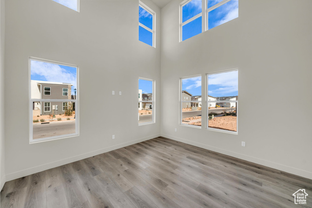 Photo 10 for MLS #2068971 at 560 W Aqua Cv #506