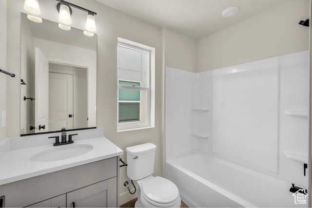 Photo 21 for MLS #2068971 at 560 W Aqua Cv #506