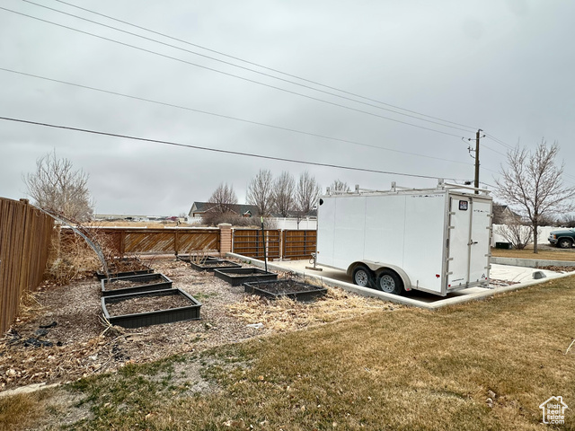 Photo 39 for MLS #2069075 at 263 S Silver Maple Dr