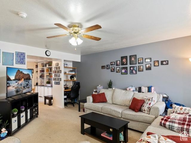 1031 E SARA LN, Ogden UT 84404