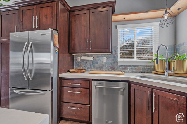 Photo 10 for MLS #2069185 at 1137 S 925 East