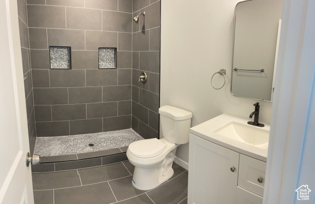 Photo 40 for MLS #2069220 at 2421 S Blue Water Ln