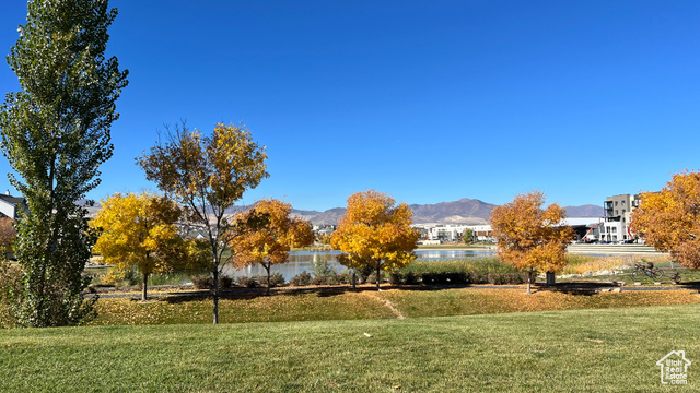 10519 S OQUIRRH LAKE RD #229, South Jordan UT 84009