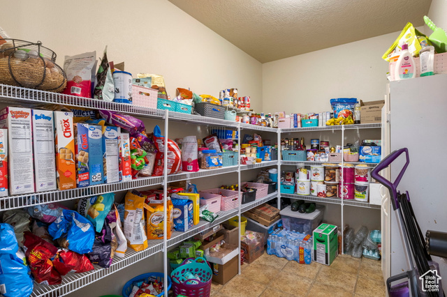 Photo 31 for MLS #2069264 at 5943 N Bleeker