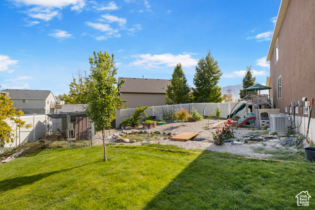 Photo 37 for MLS #2069264 at 5943 N Bleeker