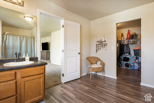 Photo 22 for MLS #2069264 at 5943 N Bleeker