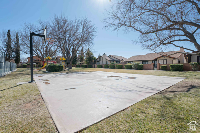 Photo 42 for MLS #2069375 at 545 Valley View Dr  #18