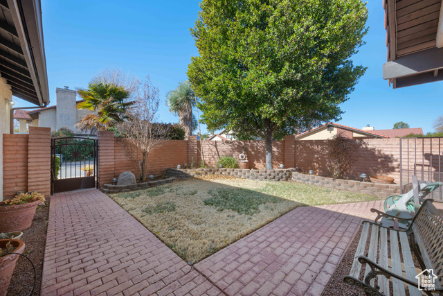 Photo 32 for MLS #2069375 at 545 Valley View Dr  #18