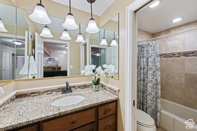 Photo 15 for MLS #2069375 at 545 Valley View Dr  #18