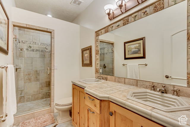 Photo 47 for MLS #2069388 at 196 S Holly Dr