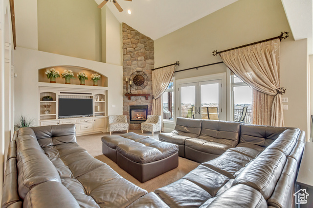 Photo 16 for MLS #2069388 at 196 S Holly Dr