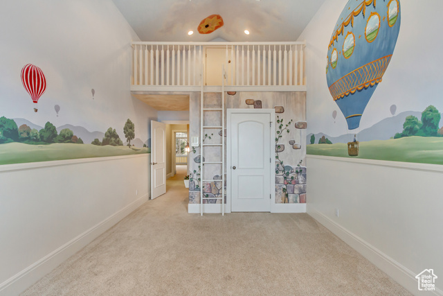 Photo 43 for MLS #2069388 at 196 S Holly Dr