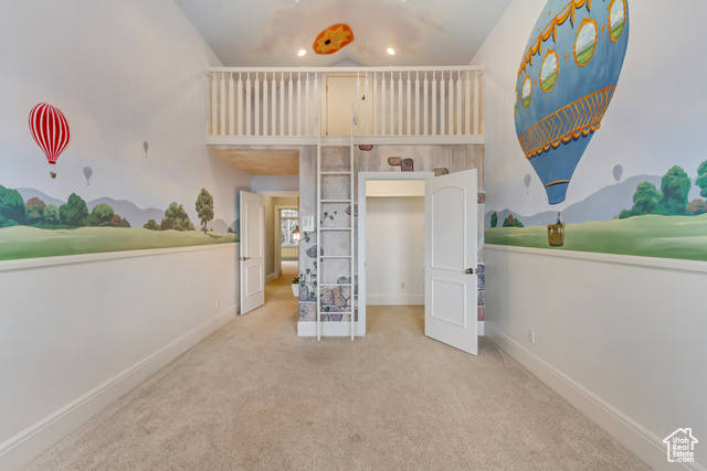 Photo 44 for MLS #2069388 at 196 S Holly Dr