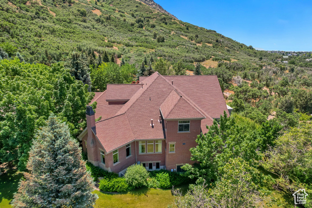 Photo 109 for MLS #2069388 at 196 S Holly Dr