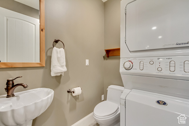 Photo 66 for MLS #2069388 at 196 S Holly Dr