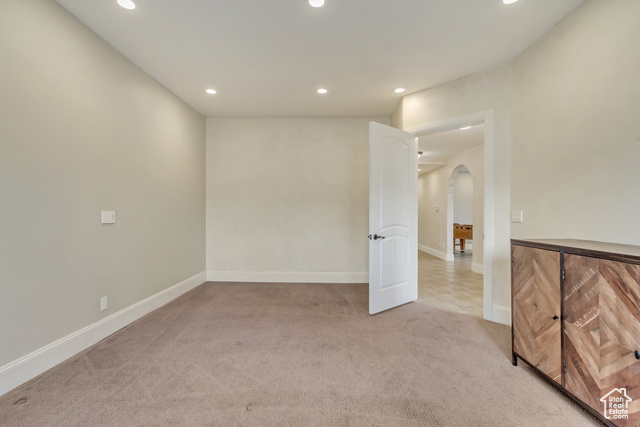 Photo 57 for MLS #2069388 at 196 S Holly Dr